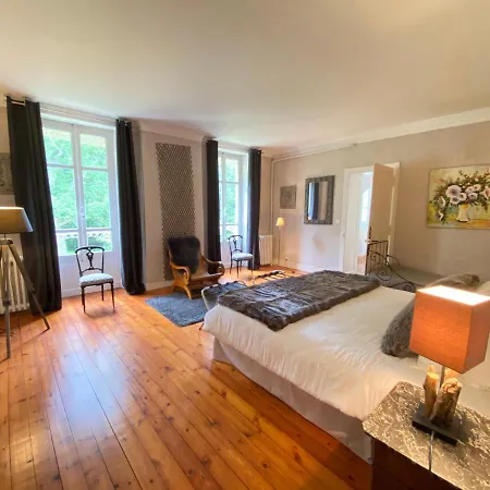 Chateau De La Coudraie Et La Petite Coudraie Changé