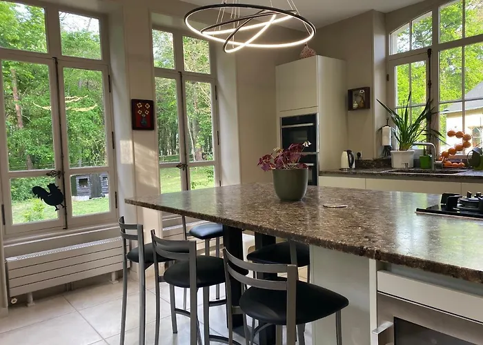 Chateau De La Coudraie Et La Petite Coudraie *