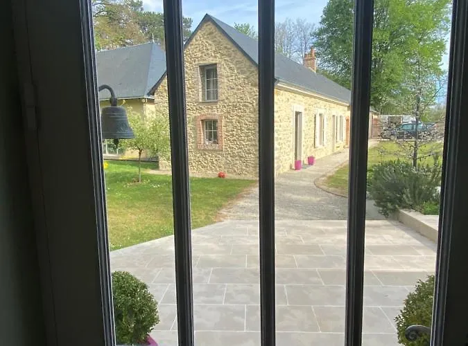 Chateau De La Coudraie Et La Petite Coudraie * Changé