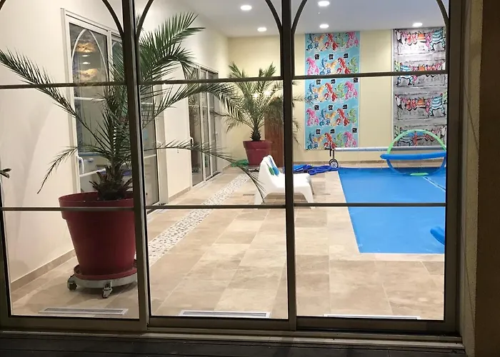 Chateau De La Coudraie Et La Petite Coudraie *