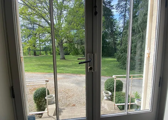 Βίλα Chateau De La Coudraie Et La Petite Coudraie *